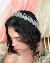 Load image into Gallery viewer, Celestina Tiara