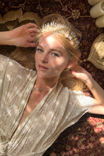 Load image into Gallery viewer, Cressida Tiara