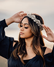 Load image into Gallery viewer, Kanchana Silver Headpiece