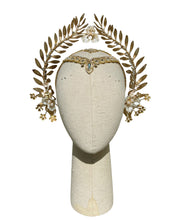 Load image into Gallery viewer, Ostara Halo Headpiece