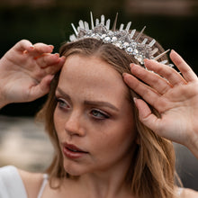 Load image into Gallery viewer, Skadi Headpiece