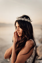 Load image into Gallery viewer, Thisbe Tiara