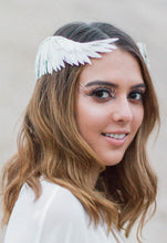 Load image into Gallery viewer, Athena Winged Hairpiece
