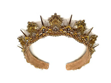 Load image into Gallery viewer, Saraswati Bridal Crown
